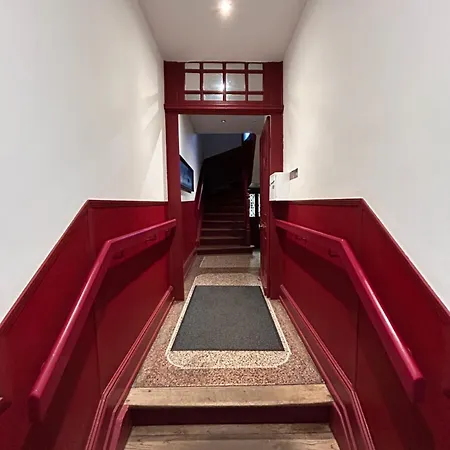 # Le 1 # Tres Beau T3 Neuf Rez-de-chaussee Centre *