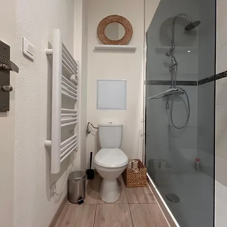 Apartment # Le 1 # Tres Beau T3 Neuf Rez-de-chaussee Centre