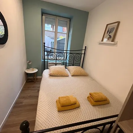 # Le 1 # Tres Beau T3 Neuf Rez-de-chaussee Centre