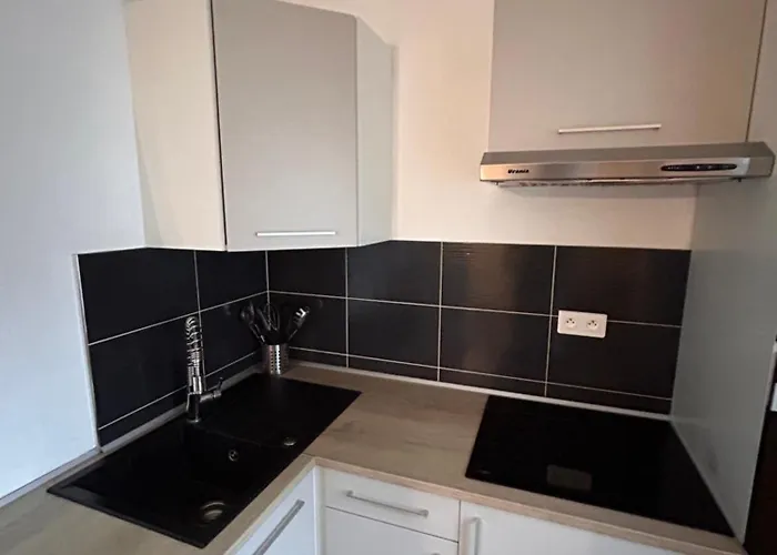 Appartement # Le 1 # Très Beau T3 Neuf Rez-de-chaussée Centre *